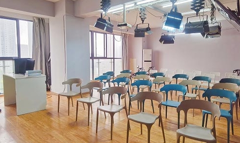 四川在哪里找高压电工培训班
