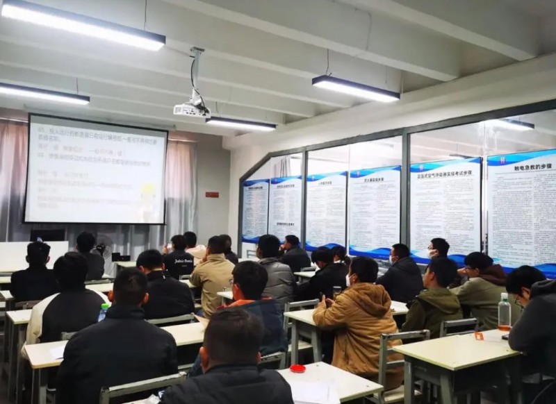 四川安全电工证怎么考试培训