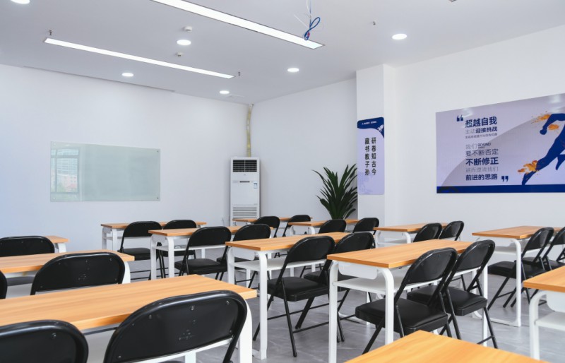 成都汽车维修工培训学校在哪里