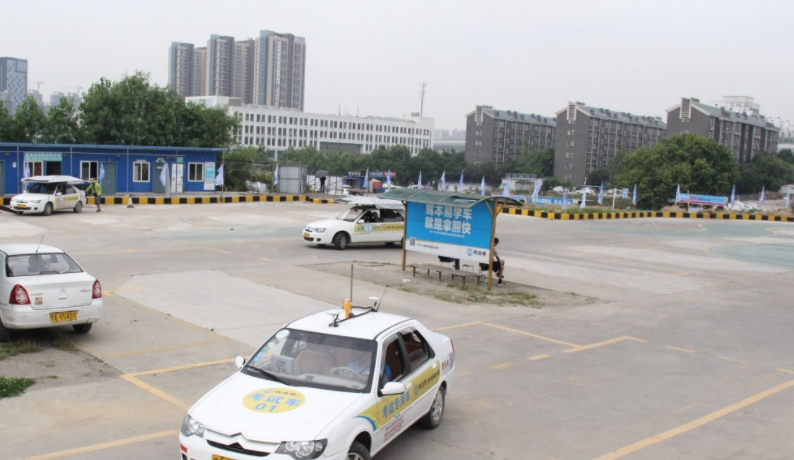 成都汽车培训基地有哪些