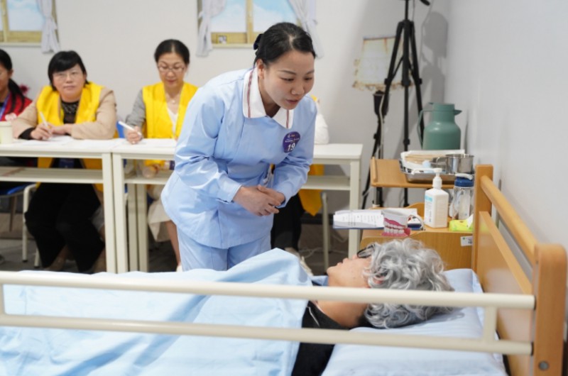 广安养老护理员证在哪报考