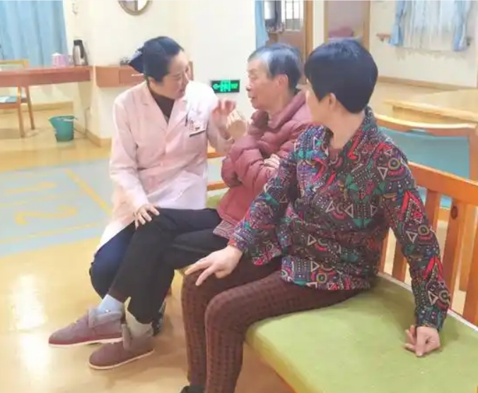 广安养老护理员培训学校有哪些