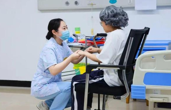 巴中养老护理员培训学校哪个好