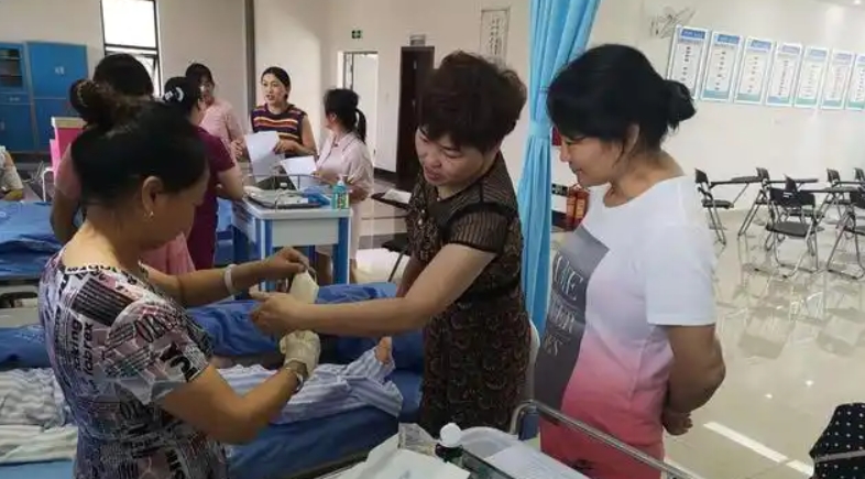 攀枝花养老护理员报考条件