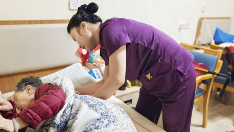 攀枝花养老护理员证在哪报考