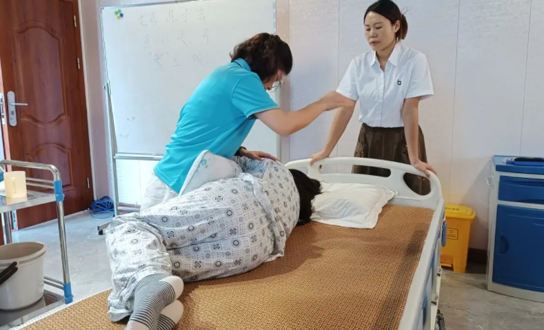 内江养老护理员培训机构哪个好