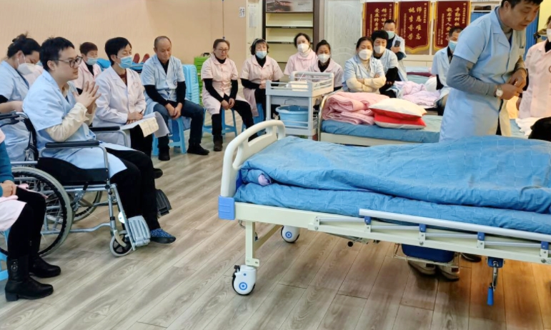 宜宾养老护理员证在哪报考