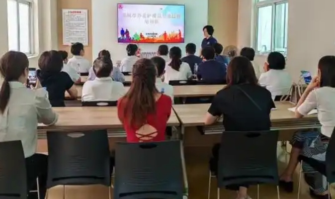 达州养老护理员培训机构排名
