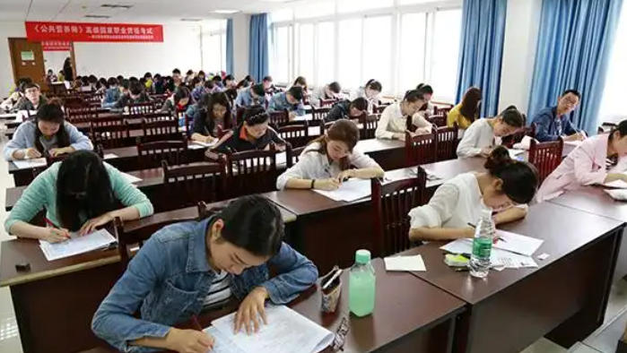 巴中公共营养师报名入口